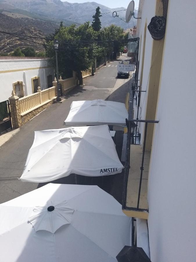 Pension La Fuente Abrucena Exteriér fotografie